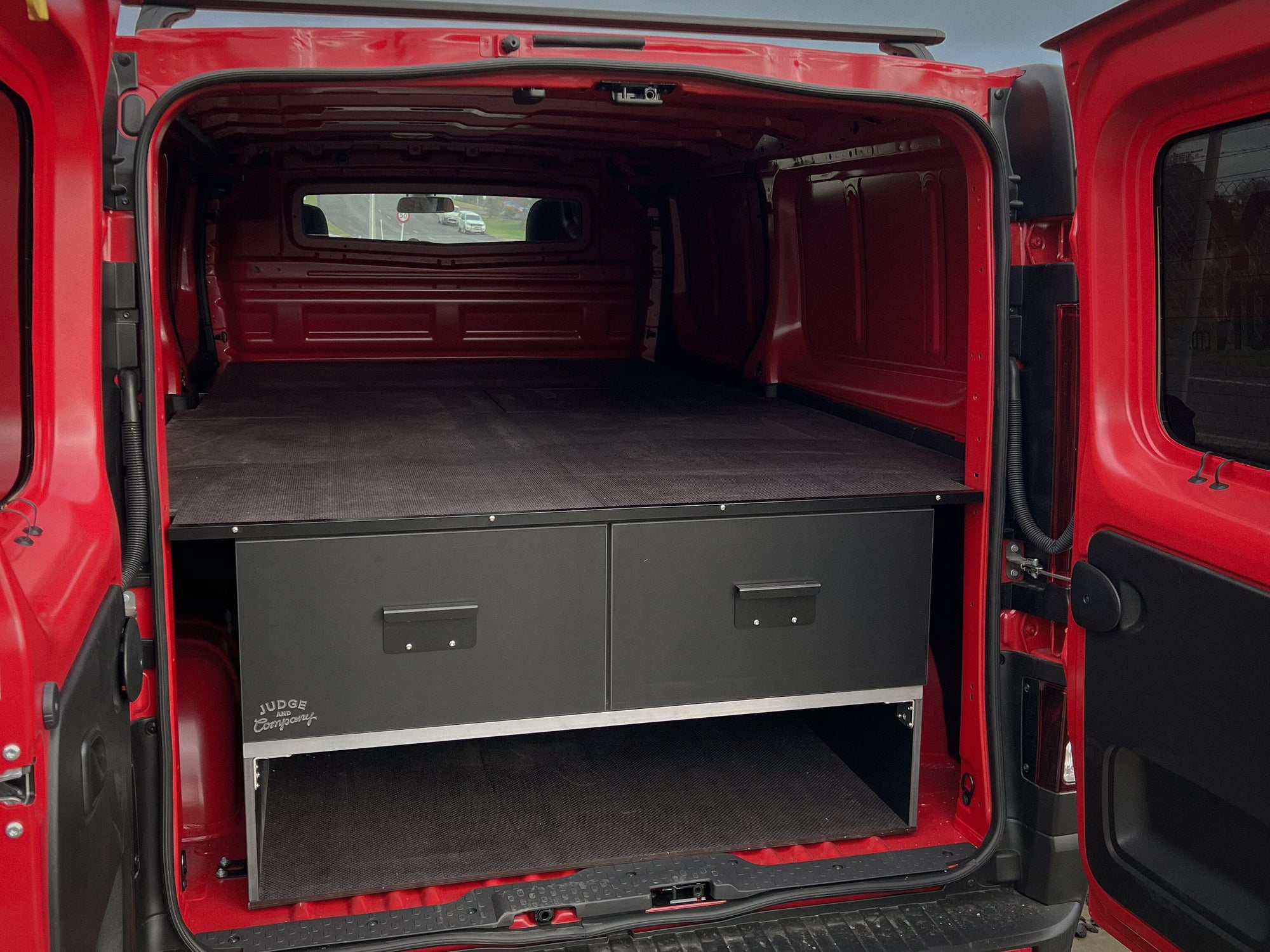 THE "HARDIE" - Tradie Van Fit-out