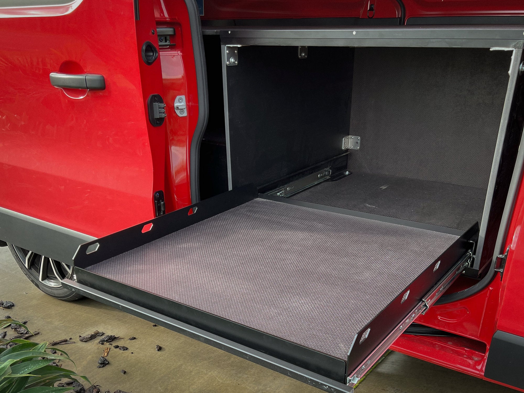 THE "HARDIE" - Tradie Van Fit-out