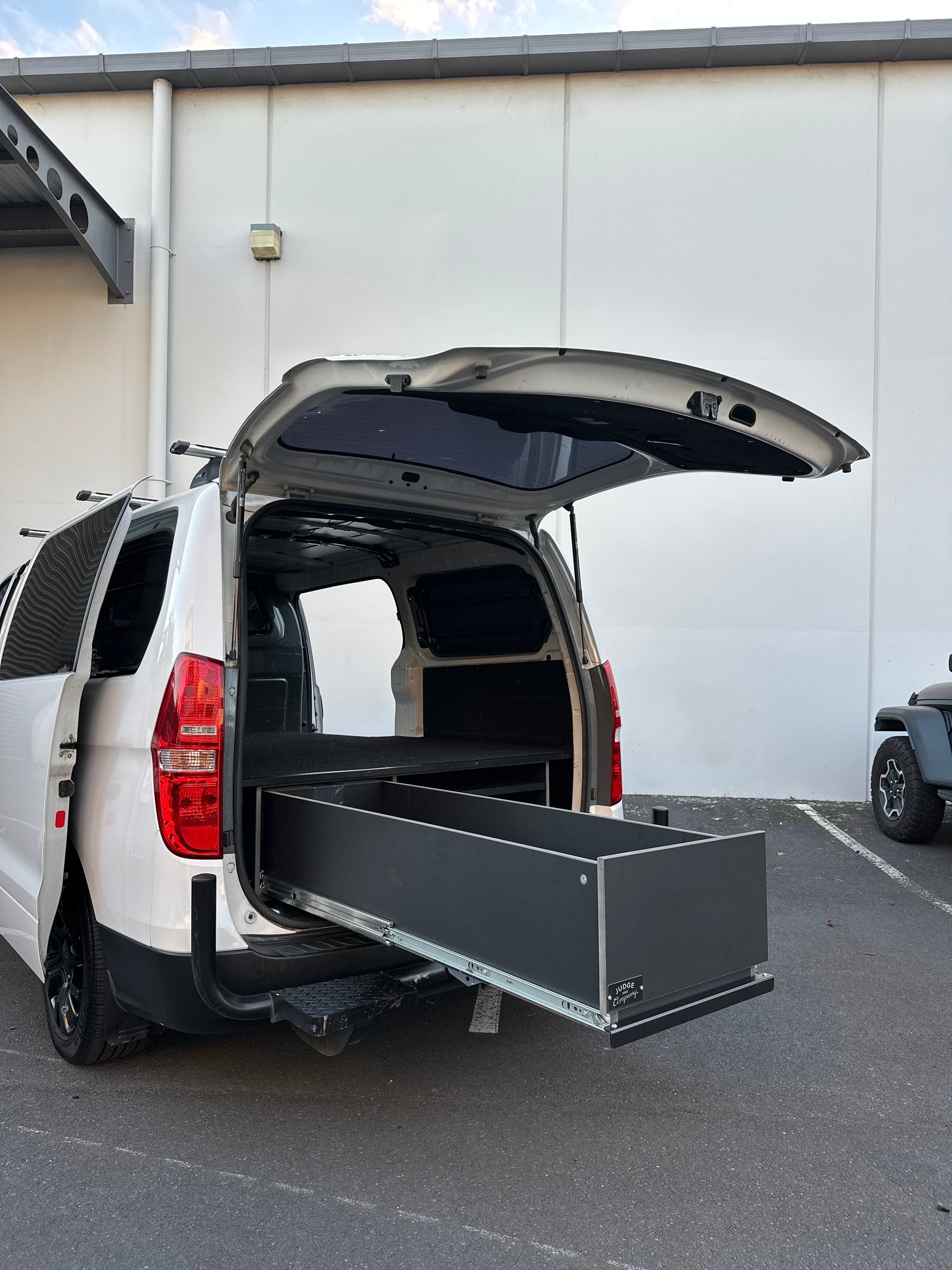 VAN SYSTEMS