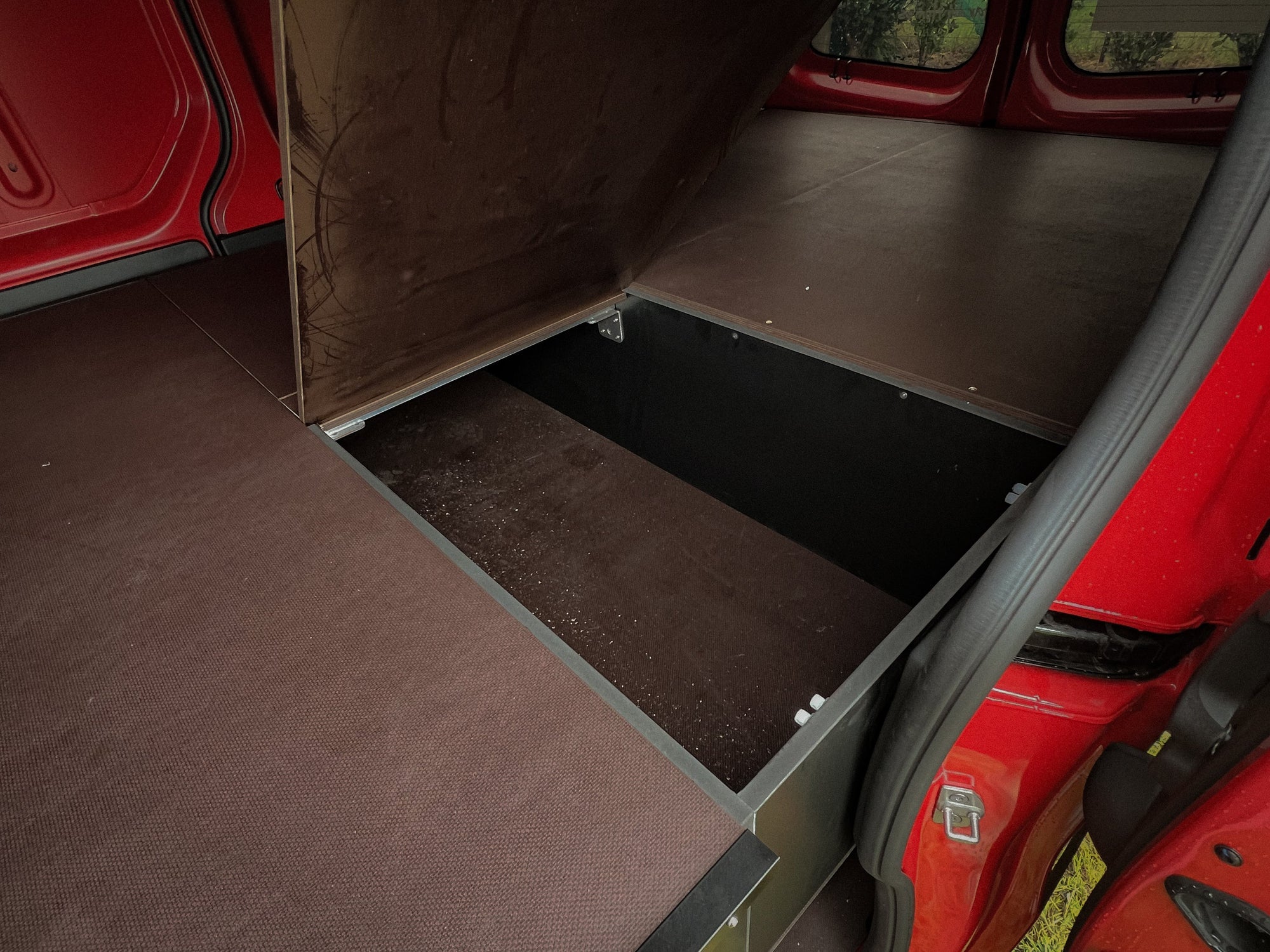 THE "HARDIE" - Tradie Van Fit-out