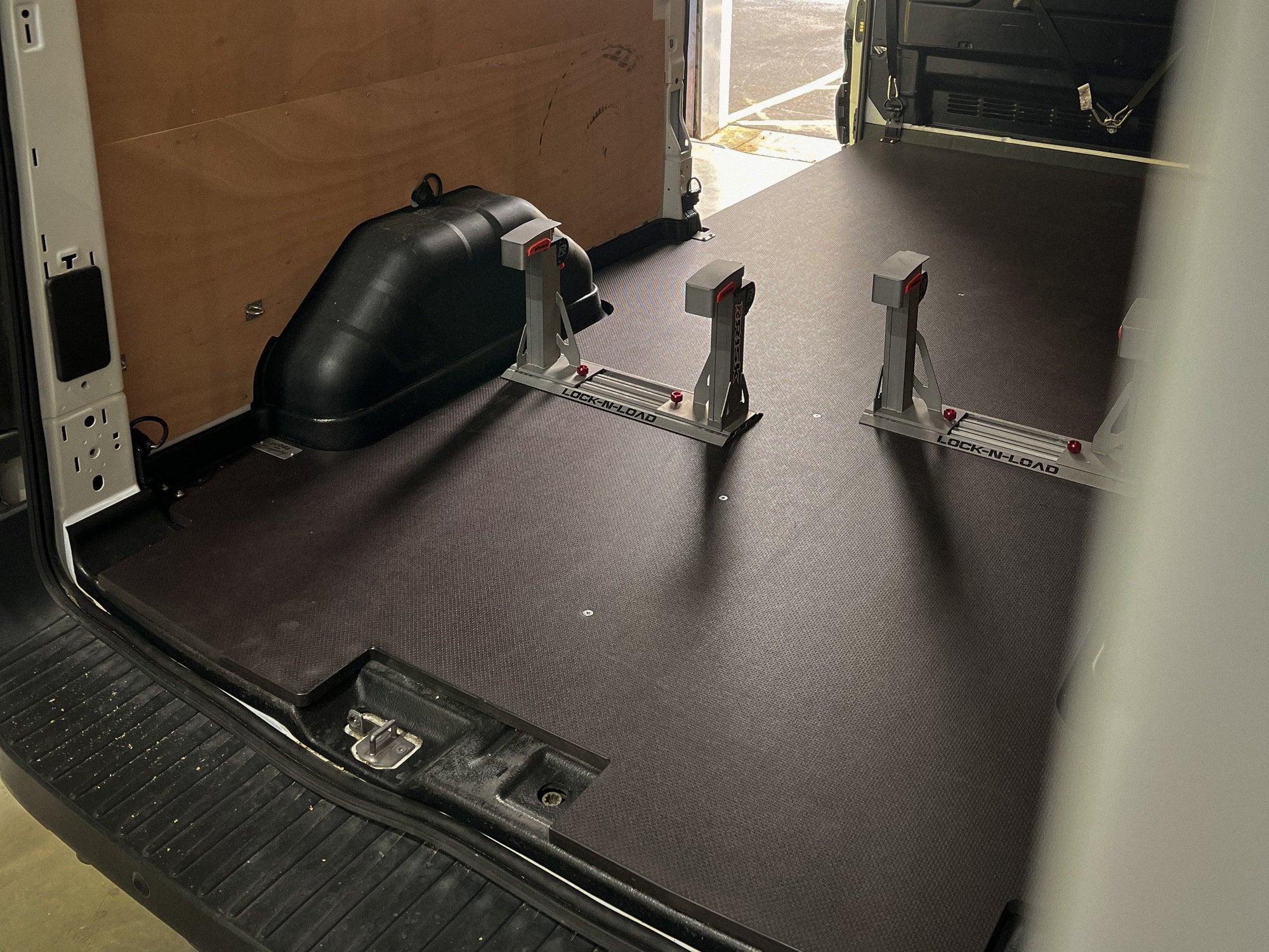 VAN FLOORS