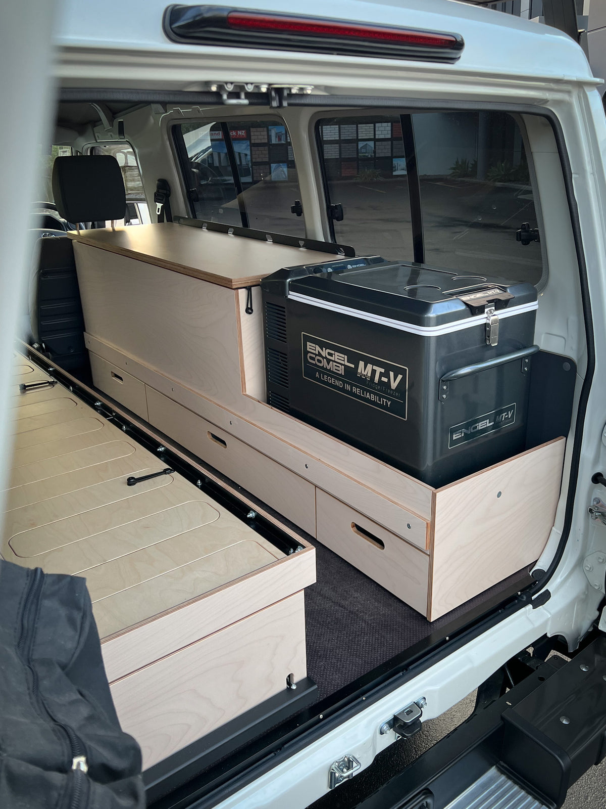 LANDCRUISER TROOPY