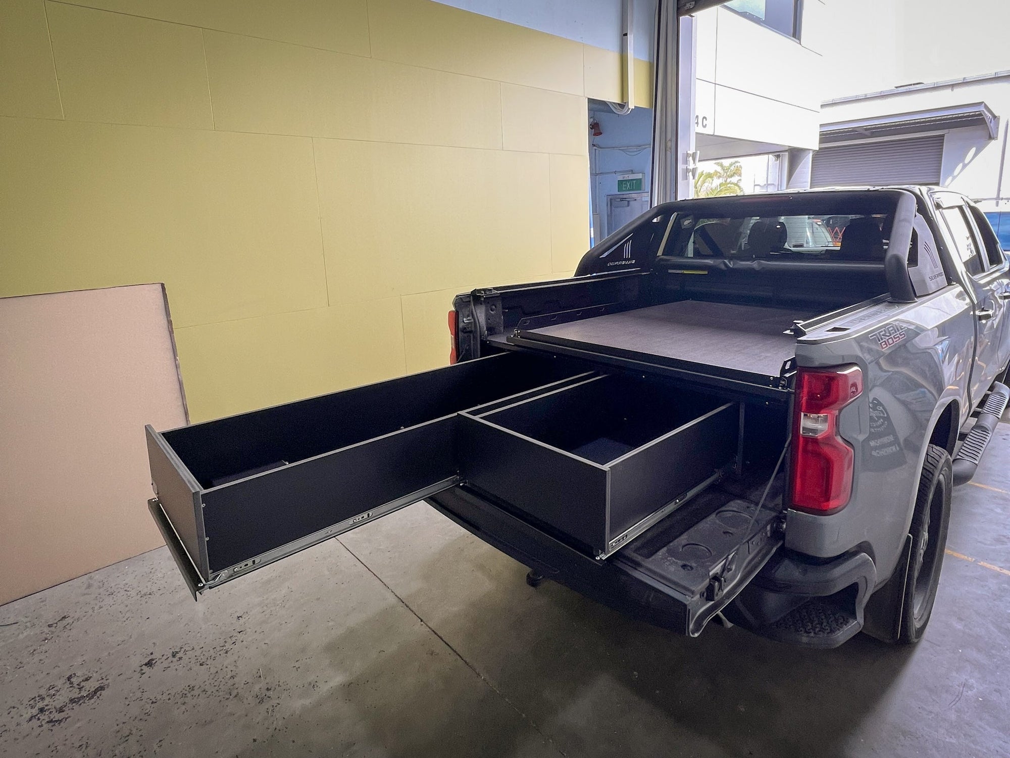 EXTRA Drawers – Big Storage For Big Trays