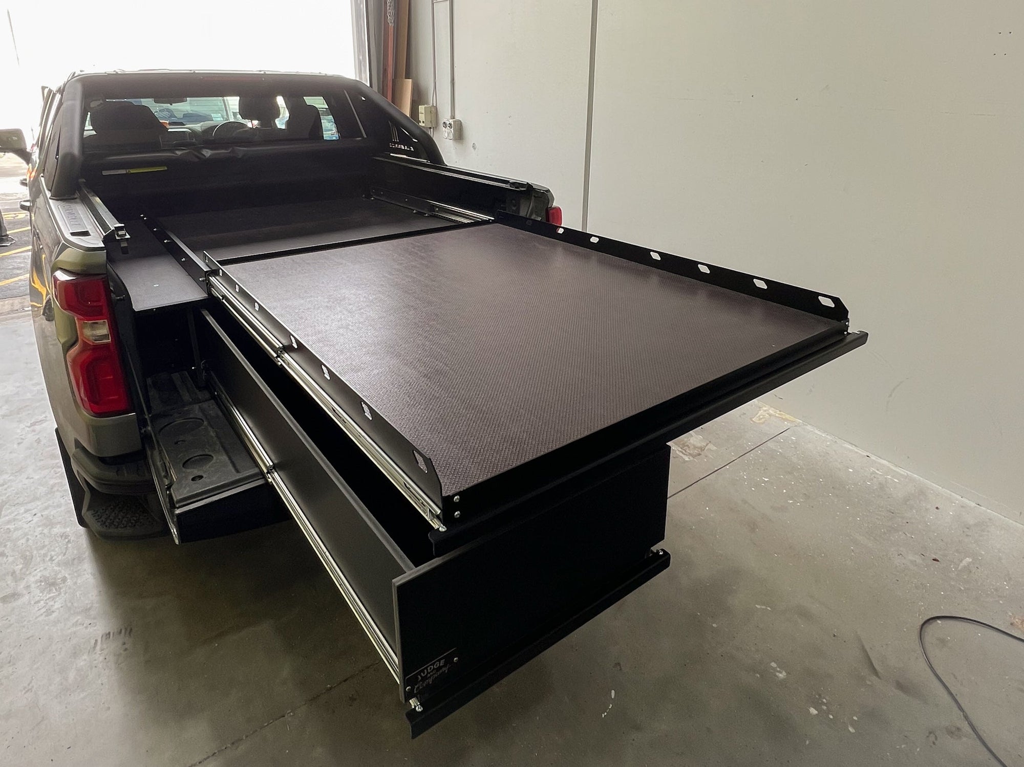 EXTRA Drawers – Big Storage For Big Trays