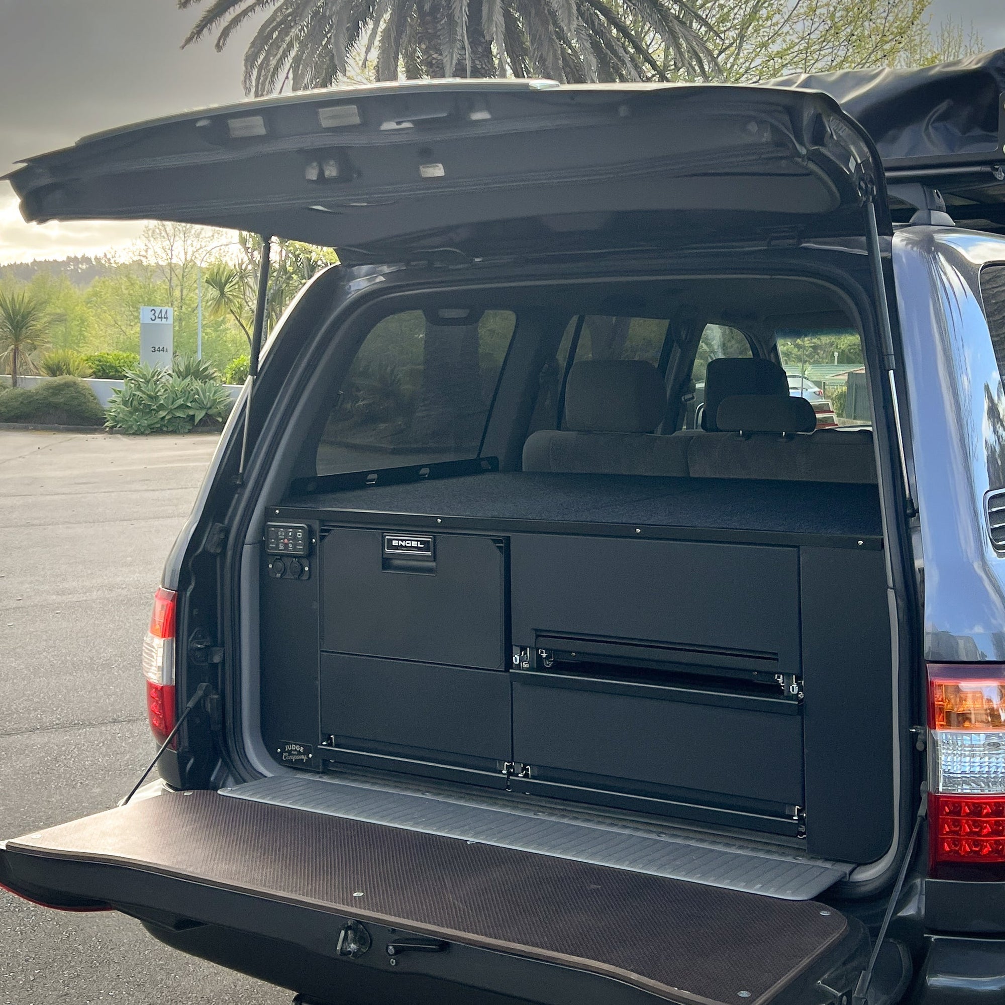 CAMPWAGON - Fridge Drawer