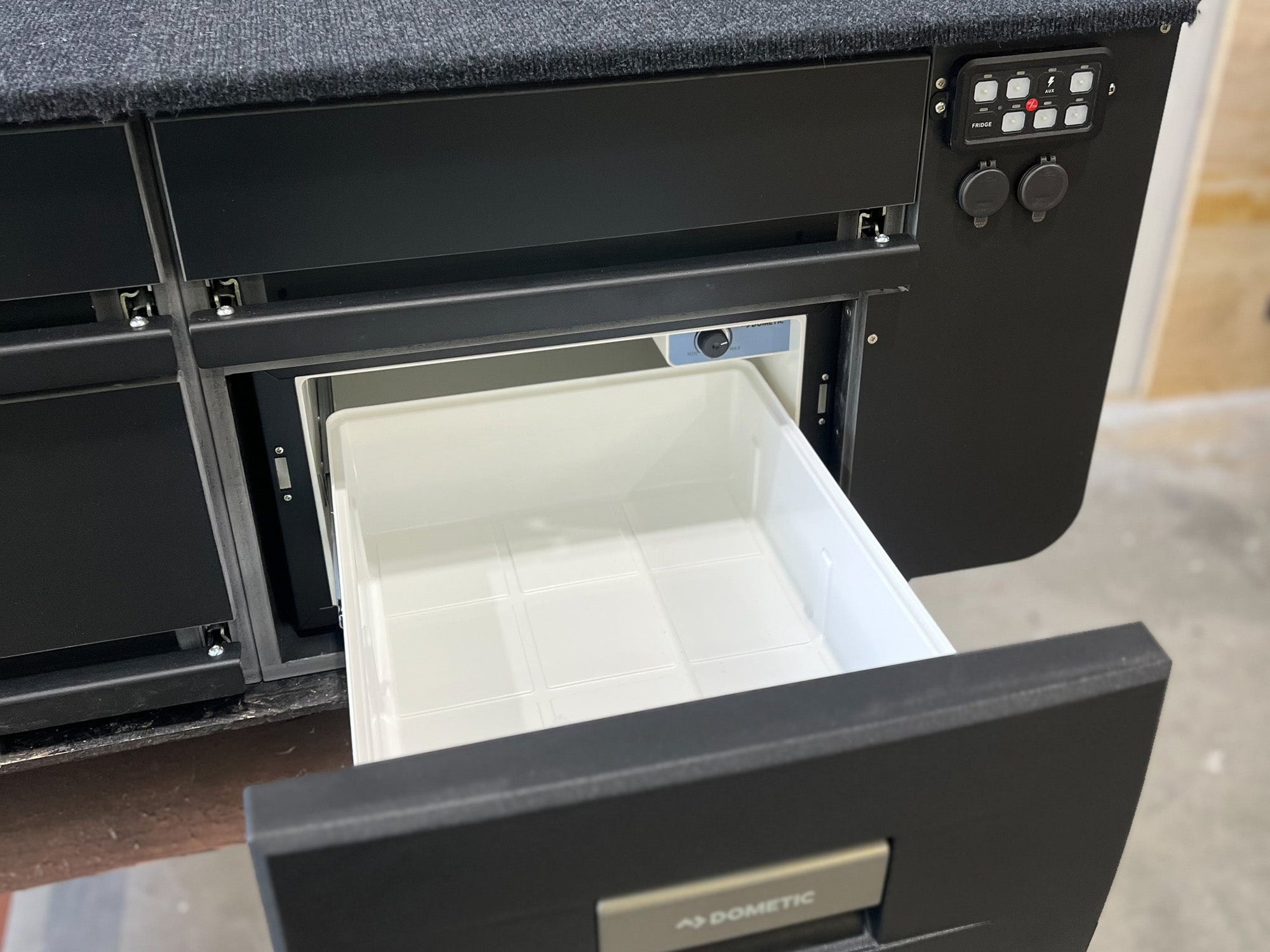 CAMPWAGON - Fridge Drawer
